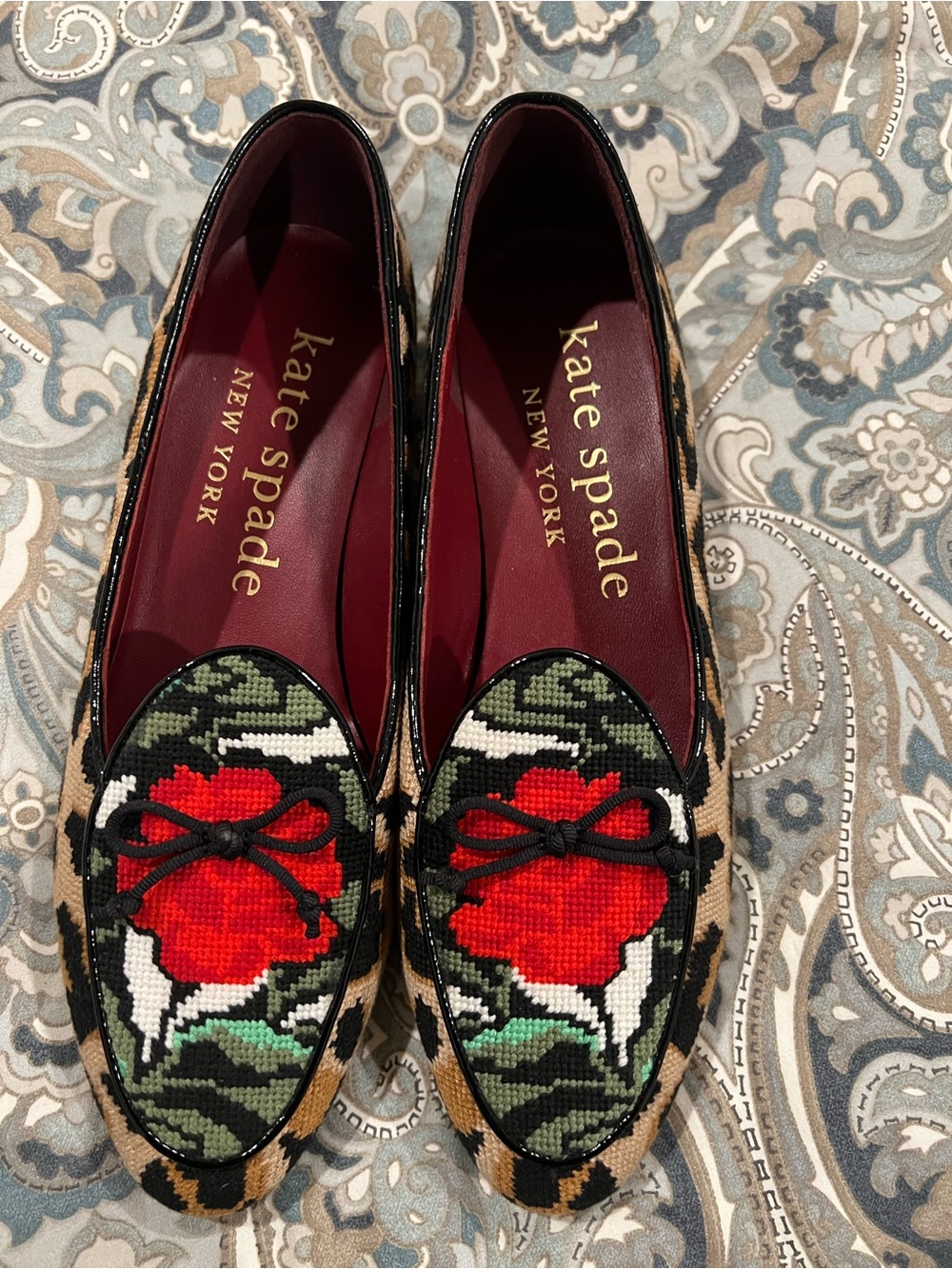 kate spade New York Devi Red Floral Needlepoint Loafers NWOT